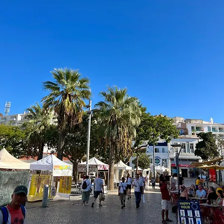 Cosy 1-br Central Apt In Old Town - Steps From The Sea & Amenities Apartamento *